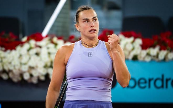 九游官网入口：5年4进马德里站决赛！萨巴伦卡横扫晋级一数据现役第一人(图3)