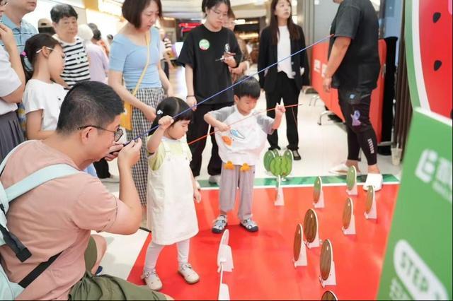 九游app：夜购、夜动、夜食娱……“百联酷夏精彩夜”全场景消费体验添热力(图4)