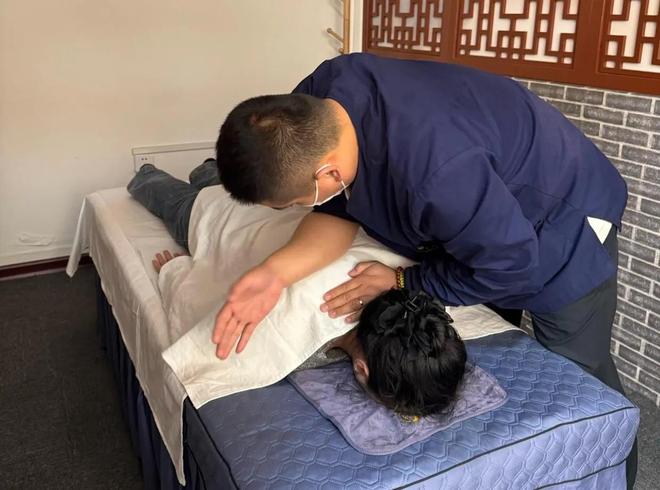 太奇葩！女子正骨被按摩私处：三天没效果医生被扒！多部门介入(图6)