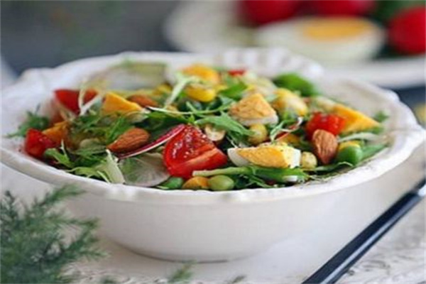 人大物理系学霸卖轻食年入4亿(图1)