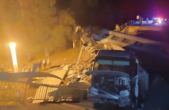 俄罗斯两座铁路桥被炸与乌克兰有关？乌方：继续针对俄军后勤运输线(图2)