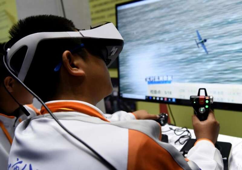 九游官网入口：“要时刻准备着将来接班”(图6)