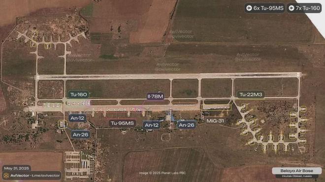 俄罗斯轰炸机“傻呵呵”露天停放被乌军击中41架是因为遵守美俄New-START规定？(图16)