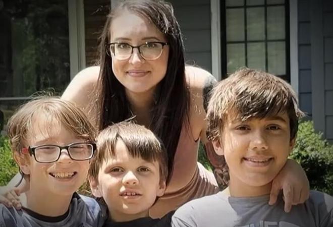 著名童星意外离世年仅16岁母亲晒童年照含泪告别(图7)