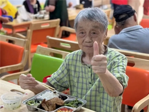 江苏无锡：家门口的“微更新”织就全龄友好“15分钟幸福生活网”(图2)