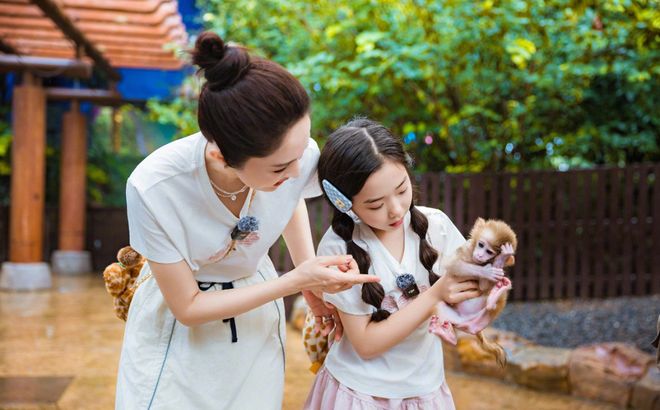 九游官网入口：无语到家！张维伊婚后反口要董璇拼二胎口是心非遭观察嘉宾拆穿(图4)