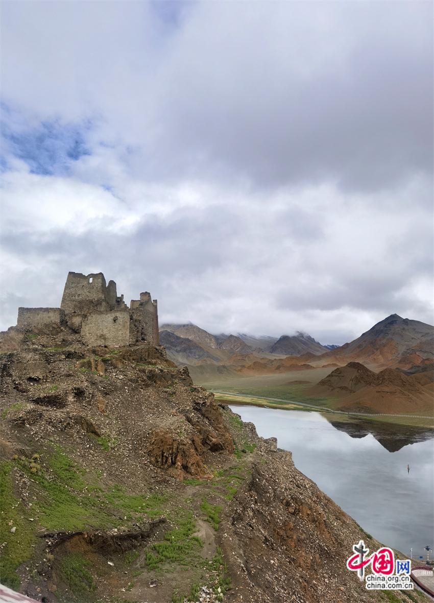 高舜礼：蹚出一条高原特色的旅游之路(组图)(图9)