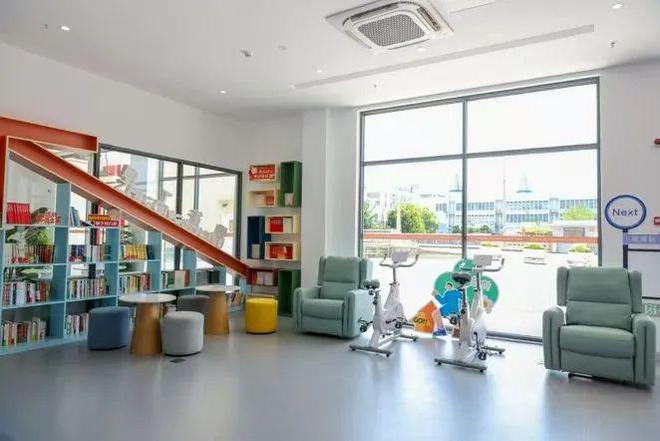 九游体育：司机如厕难、就餐难如何解决？上海虹口推出服务地图、增设“司机之家”(图4)