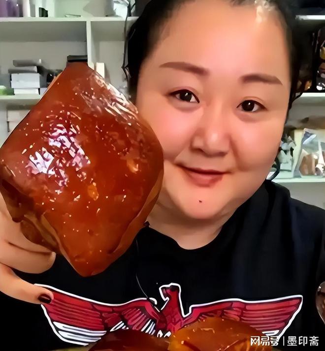 九游app：“女吃播三巨头”现状：脸像骷髅、切除味觉神经有人遗嘱已立好(图9)