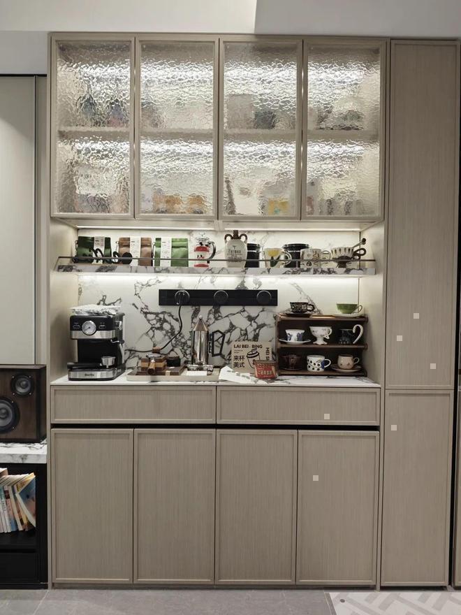 九游体育：百度热搜@中环置地中心望云售楼处官方发布：改善标杆匠造静奢范本(图14)