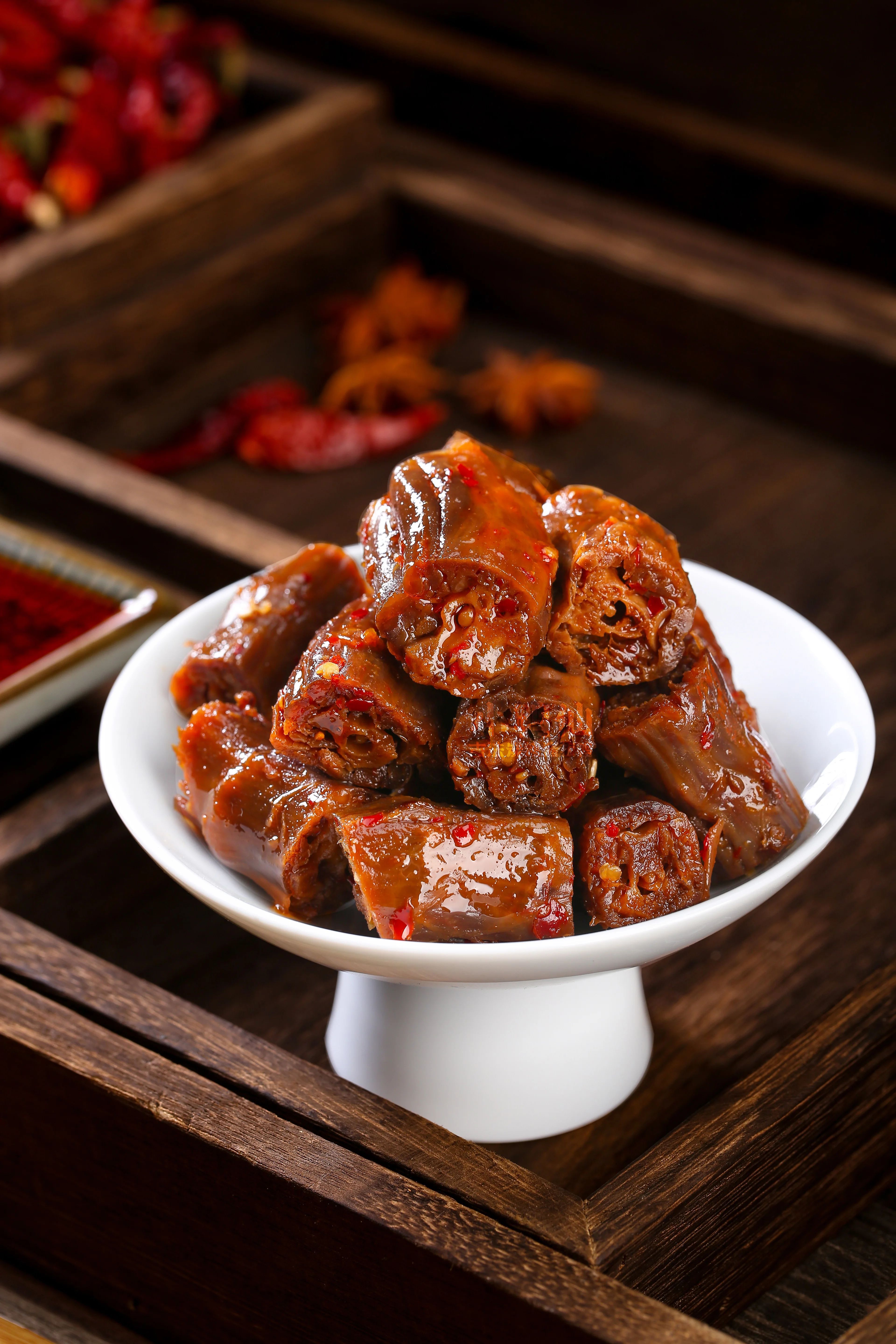 九游官网入口：长沙首家酱板鸭博物馆！小鸭仙古法炭烤酱板鸭品千年食鸭文化(图5)