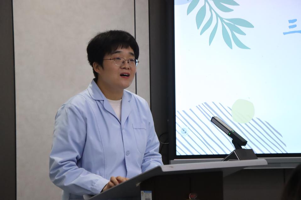 九游app：共话幼儿营养 守护舌尖安全——未来嘉幼教集团嘉玺园召开膳食委员会活动(图3)