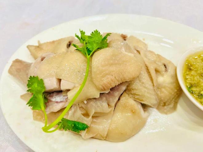 第一批来广州看比赛的人已经吃胖了(图4)