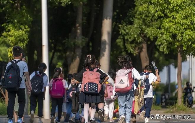 九游体育：没人生娃了？上海一产科医生发声：从一晚上8个剖腹产到现在1个没(图7)