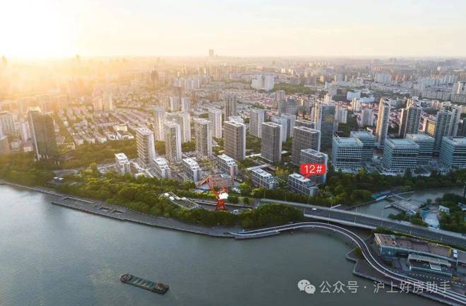 九游app：楼王聚焦@保利世博天悦售楼处官方动态：以匠心勾勒人居美好图景！(图3)