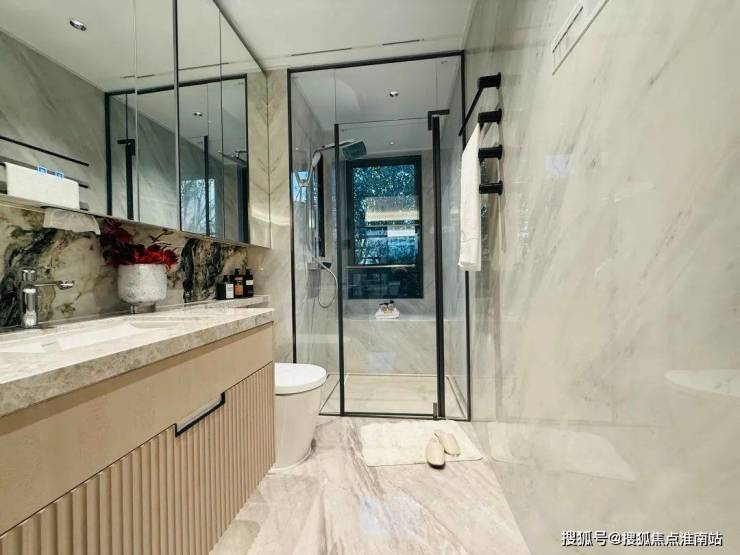 中环铂樾(售楼处)官方电话上海中环铂樾售楼中心前台电线楼盘百科楼盘官方网站测评中心电话来电预约看房(图9)