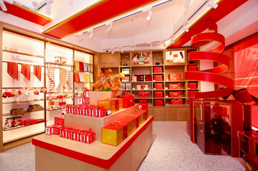 破局而生：好想你黄河路城市旗舰店单店百万销售额背后的创新密码(图2)