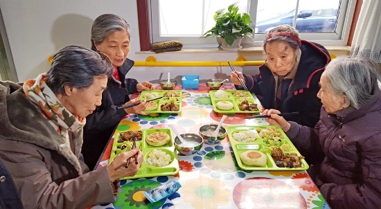 2026年食材配送市场格局：专业资质与稳定供应链的核心价值解析(图1)
