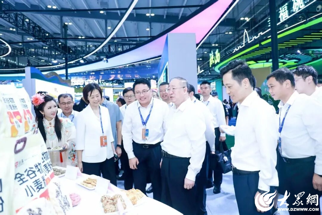 华瑞集团亮相第八届粮交会签约国家级平台战略合作正式进军全谷物新“食”代_菏泽新闻_大众网(图5)